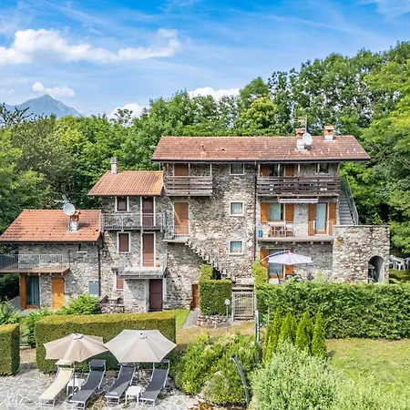 Casale Antico Borgo Apartamento Colico